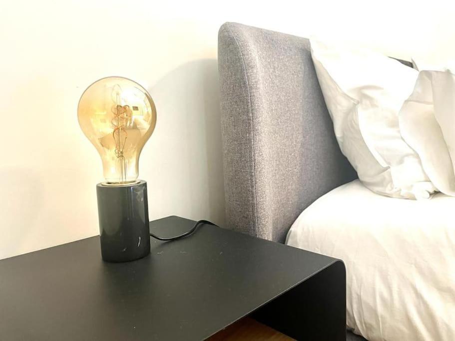 Moon Downtown Apartment